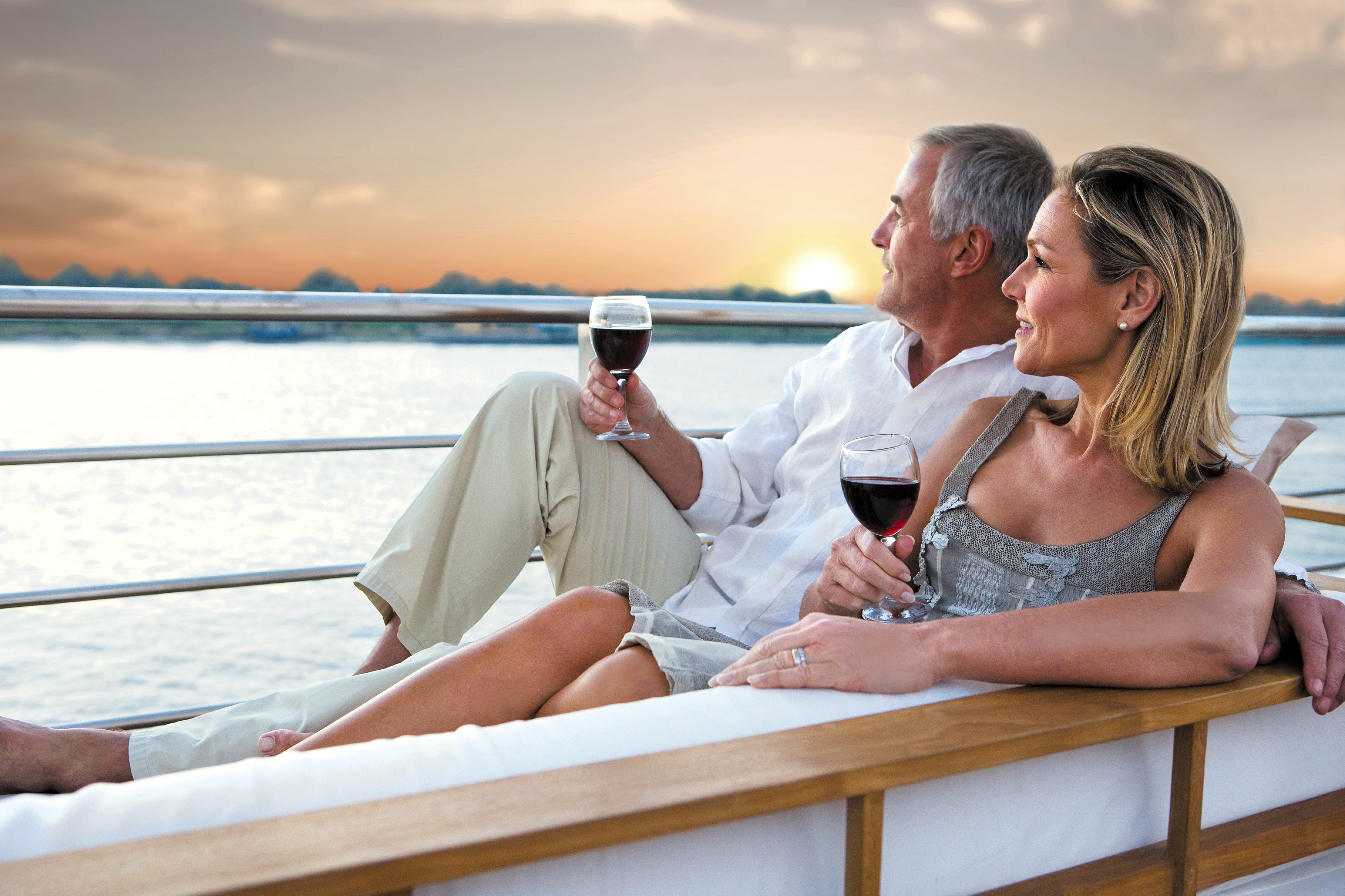 River Tosca - Pool & Sun Deck